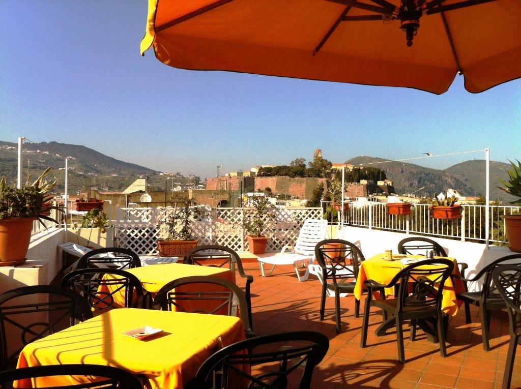 Case Vacanze Arcobaleno Đảo Lipari Ngoại thất bức ảnh